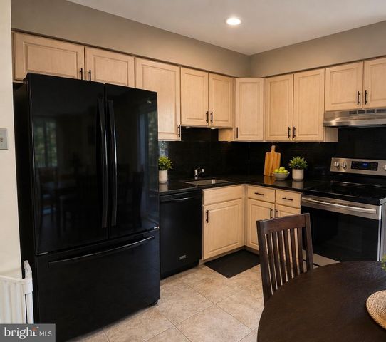 55 MARGARETE DR, Pittsgrove, NJ 08318