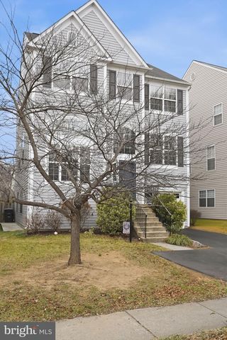 9138 MINEOLA CT, Manassas, VA 20111