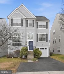 9138 MINEOLA CT, Manassas, VA 20111