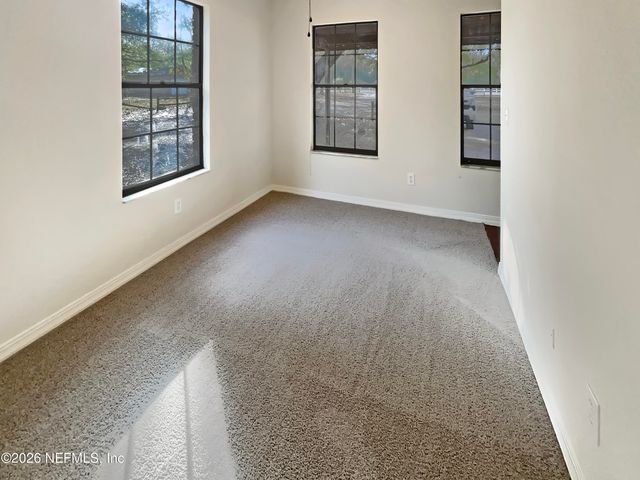 1555 DOLPH Road, Jacksonville, FL 32220