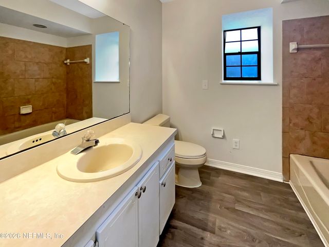 1555 DOLPH Road, Jacksonville, FL 32220