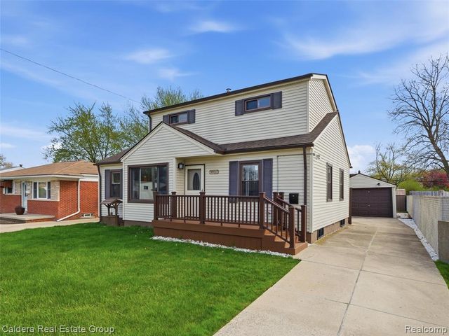 22200 Avon Street, Saint Clair Shores, MI 48082