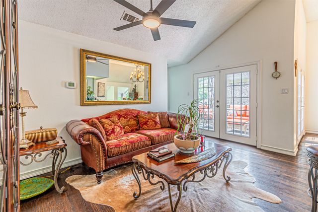 2903 Golden Gate Court, Carrollton, TX 75007