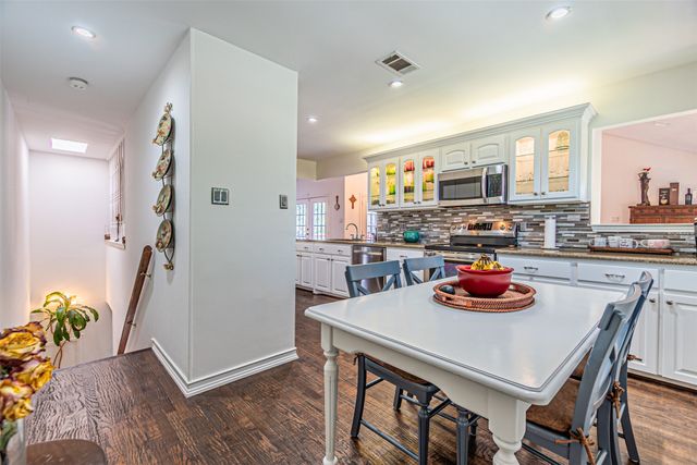 2903 Golden Gate Court, Carrollton, TX 75007