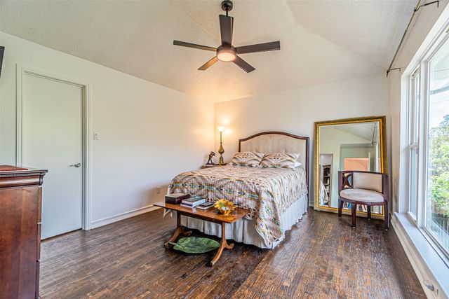 2903 Golden Gate Court, Carrollton, TX 75007