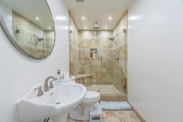 2903 Golden Gate Court, Carrollton, TX 75007