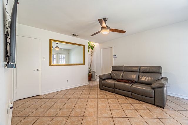 2903 Golden Gate Court, Carrollton, TX 75007