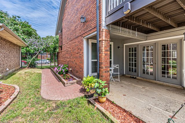 2903 Golden Gate Court, Carrollton, TX 75007