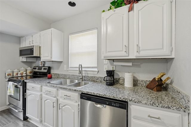 2848 Harbinger Lane, Dallas, TX 75287