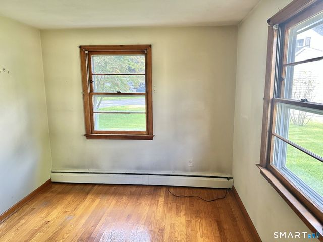 16 Bernside Drive, Bristol, CT 06010