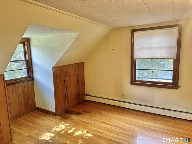 16 Bernside Drive, Bristol, CT 06010