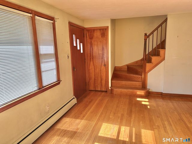 16 Bernside Drive, Bristol, CT 06010