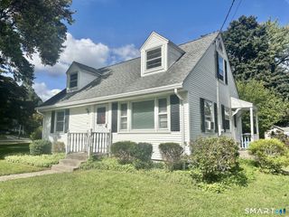 16 Bernside Drive, Bristol, CT 06010