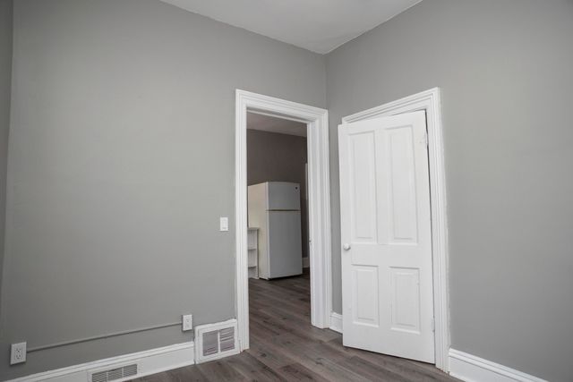 112 E Maple Street, Vicksburg, MI 49097