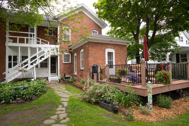 112 E Maple Street, Vicksburg, MI 49097