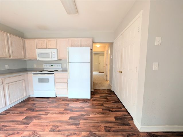 221 Campus Drive B, Central, SC 29630