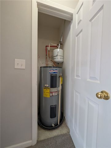 221 Campus Drive B, Central, SC 29630