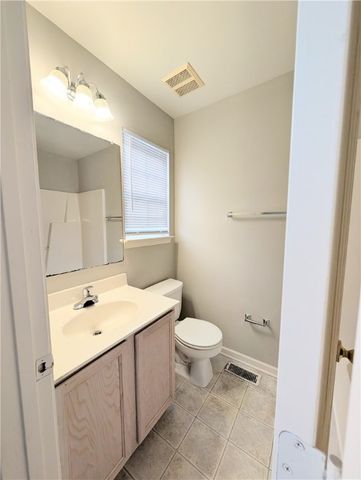 221 Campus Drive B, Central, SC 29630