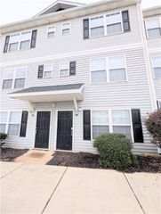 221 Campus Drive B, Central, SC 29630