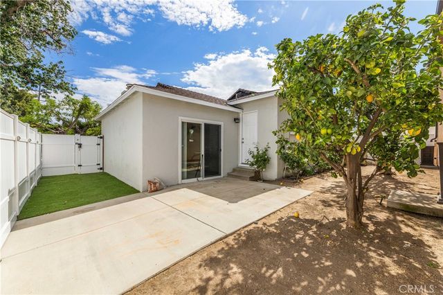 16601 Valerio Street, Los Angeles, CA 91406