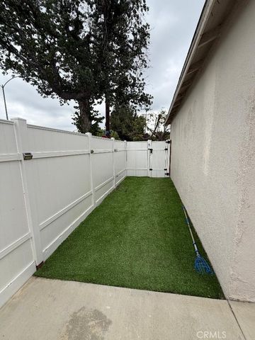 16601 Valerio Street, Los Angeles, CA 91406