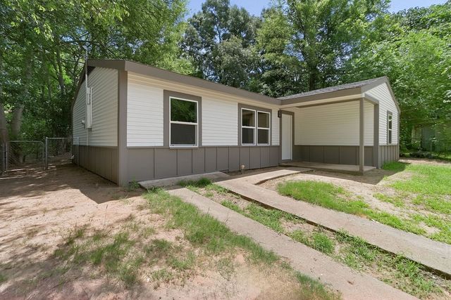 444 Bowie, Lone Star, TX 75668