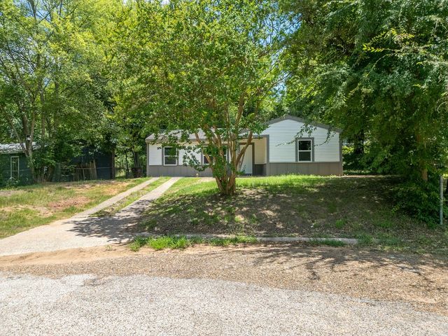 444 Bowie, Lone Star, TX 75668