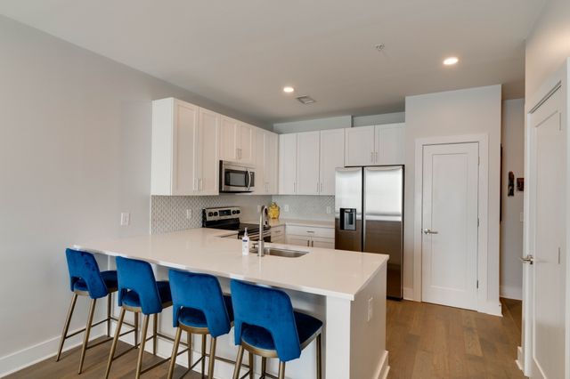 1041 E Trinity Ln Apt 315, Nashville, TN 37216