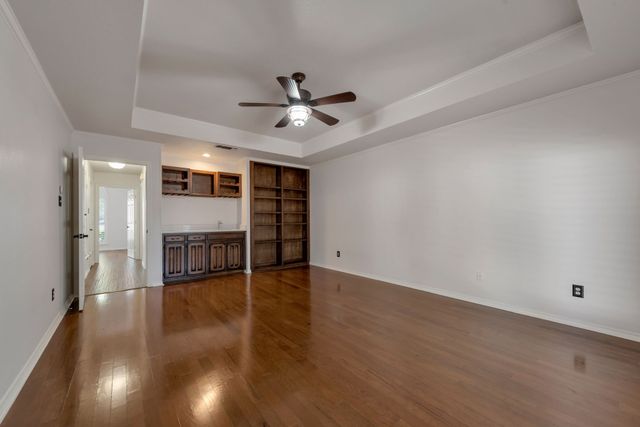 3305 Timber View Circle, Bedford, TX 76021