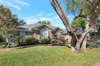 3305 Timber View Circle, Bedford, TX 76021