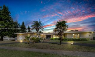 4931 Madison St, Hollywood, FL 33021