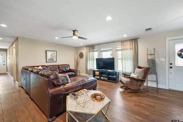 432 County Road 3204, Quitman, TX 75783
