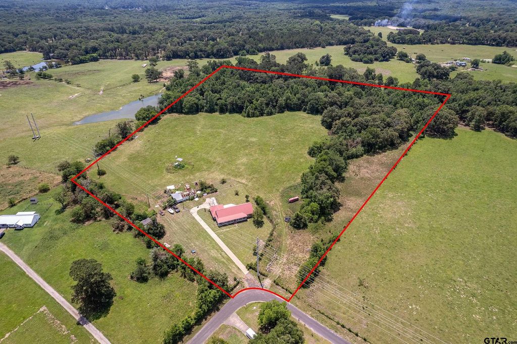 432 County Road 3204, Quitman, TX 75783