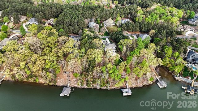 3217 Lake Pointe Drive, Belmont, NC 28173