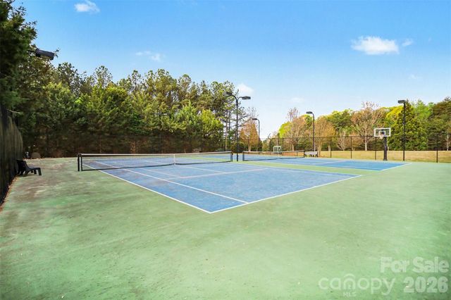 3217 Lake Pointe Drive, Belmont, NC 28173