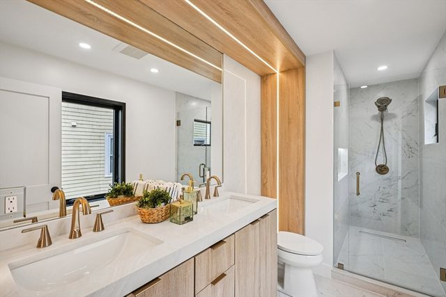 99 Capen St 1, Medford, MA 02155