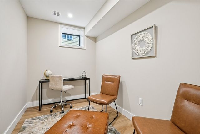 99 Capen St 1, Medford, MA 02155