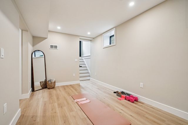 99 Capen St 1, Medford, MA 02155