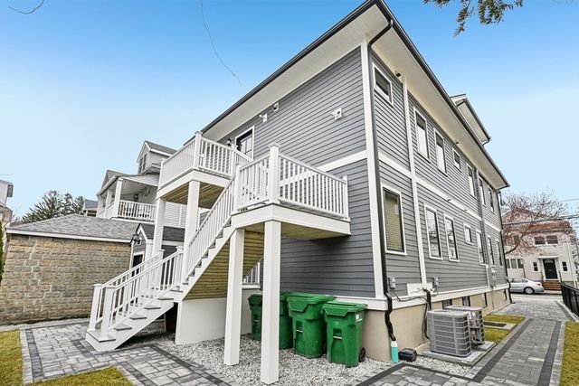 99 Capen St 1, Medford, MA 02155