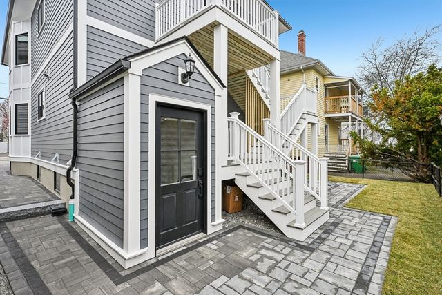 99 Capen St 1, Medford, MA 02155