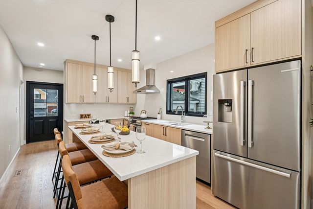 99 Capen St 1, Medford, MA 02155