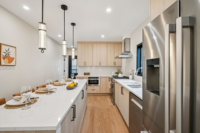 99 Capen St 1, Medford, MA 02155