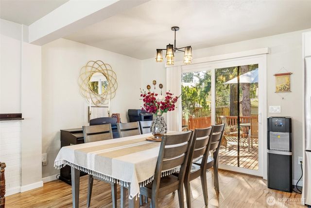 28915 229th Place SE, Black Diamond, WA 98010