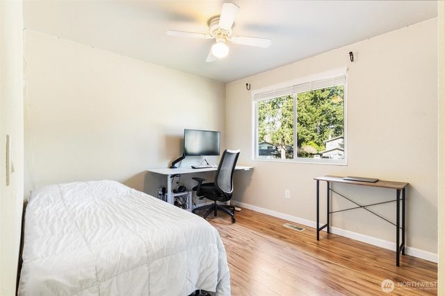 28915 229th Place SE, Black Diamond, WA 98010