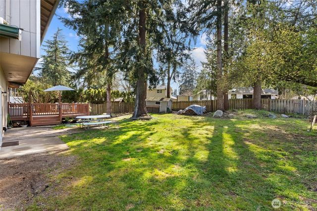 28915 229th Place SE, Black Diamond, WA 98010