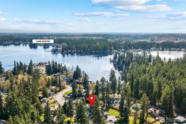 28915 229th Place SE, Black Diamond, WA 98010