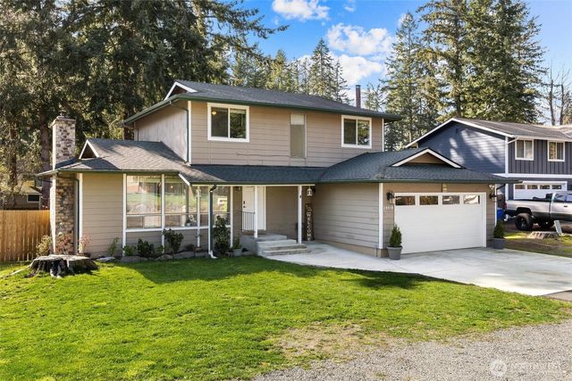28915 229th Place SE, Black Diamond, WA 98010