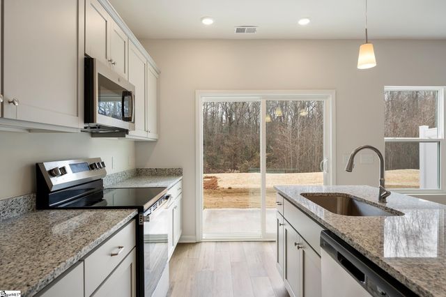 34 Nonnington Way, Taylors, SC 29687