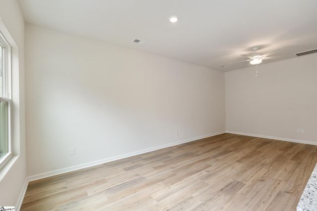 34 Nonnington Way, Taylors, SC 29687