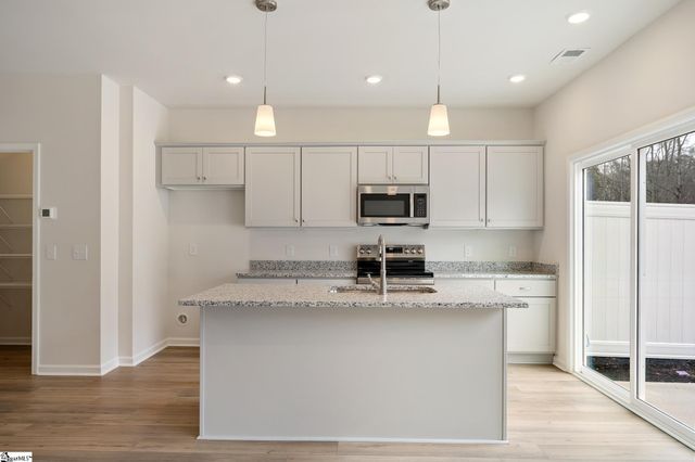 34 Nonnington Way, Taylors, SC 29687